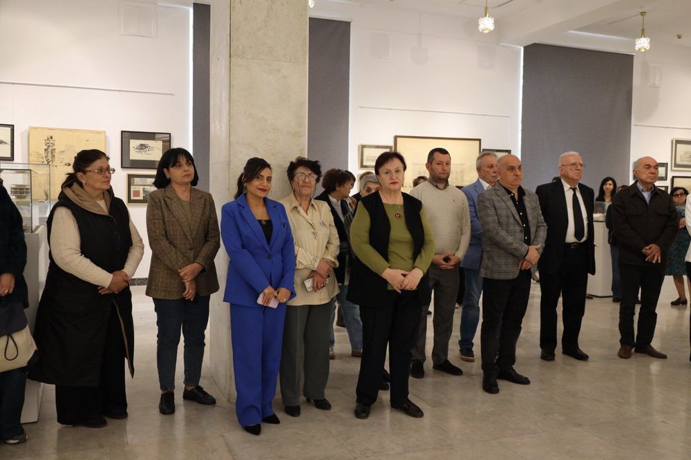 «Նմուշներ Հայաստանի ճարտարապետության գանձարանից»