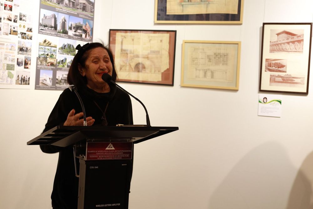 Հայ ճարտարվեստի կին վարպետները