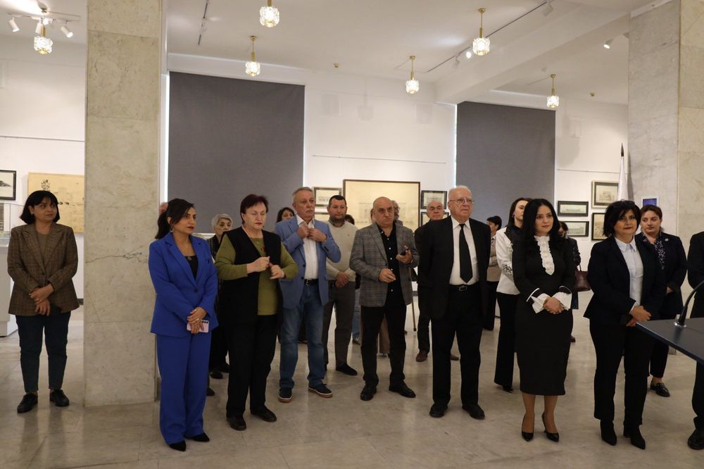 «Նմուշներ Հայաստանի ճարտարապետության գանձարանից»