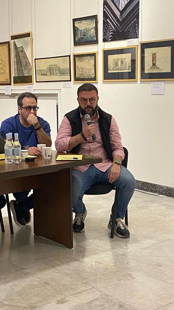 Պանելային քննարկում