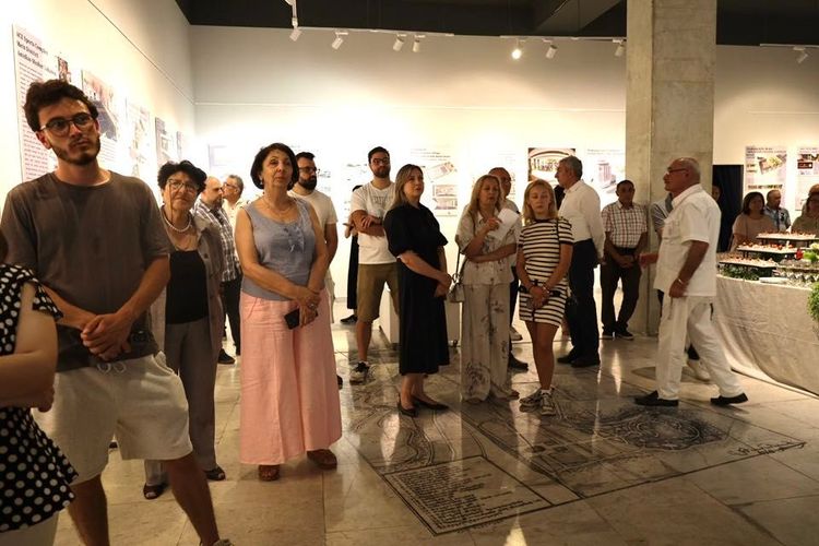 «Դեպի ժամանակակից ճարտարապետություն»